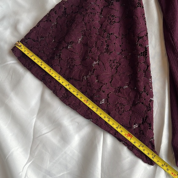 Knox Rose blouse with lace bell sleeves. - Picture 5 of 8